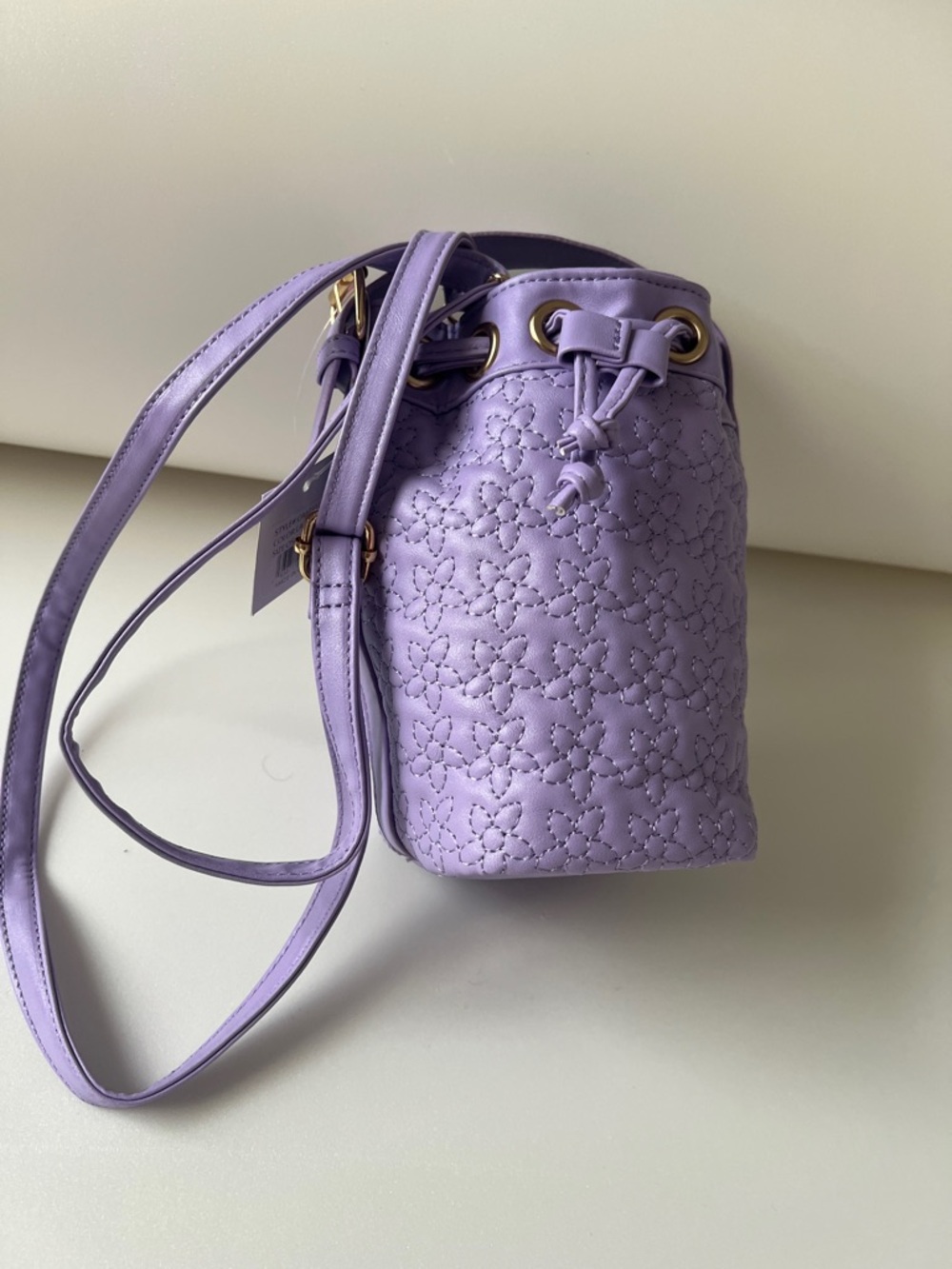 Lavender Quilted Floral Bucket Crossbody Bag with Drawstring